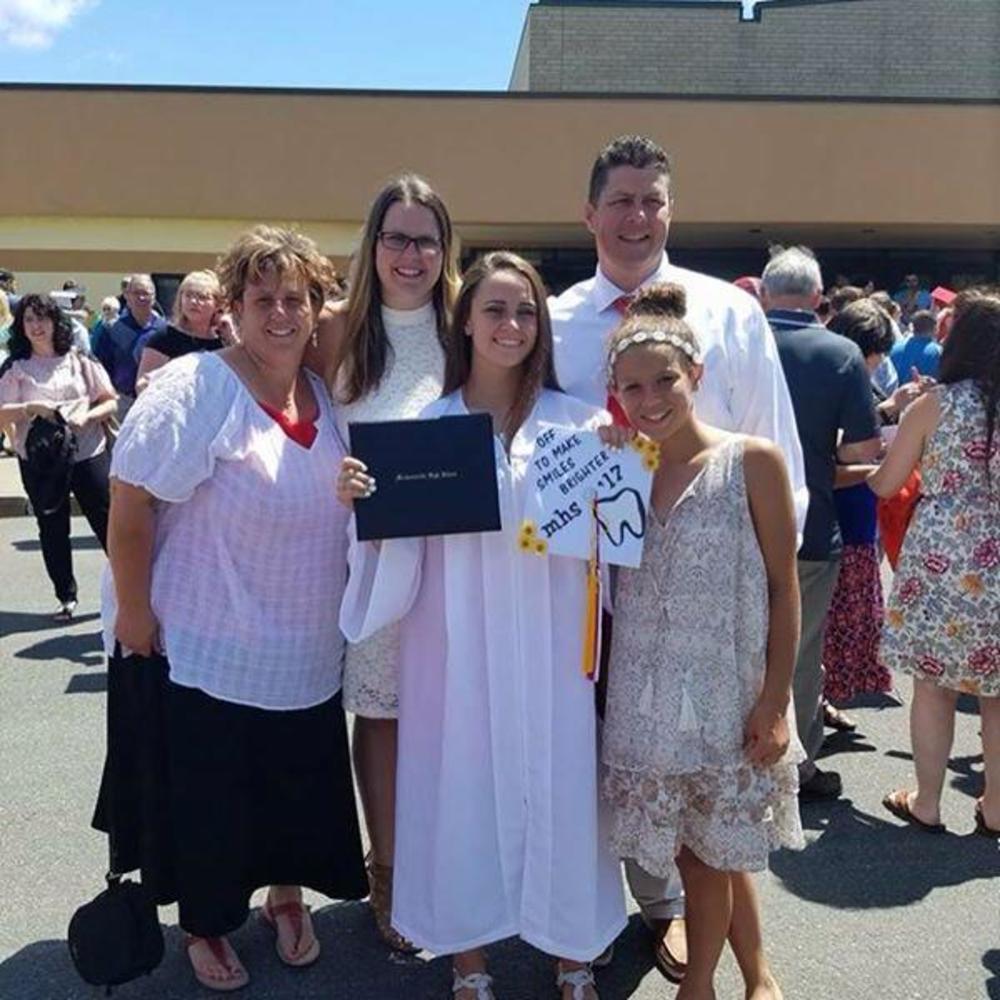 Meet your Posher, Amanda